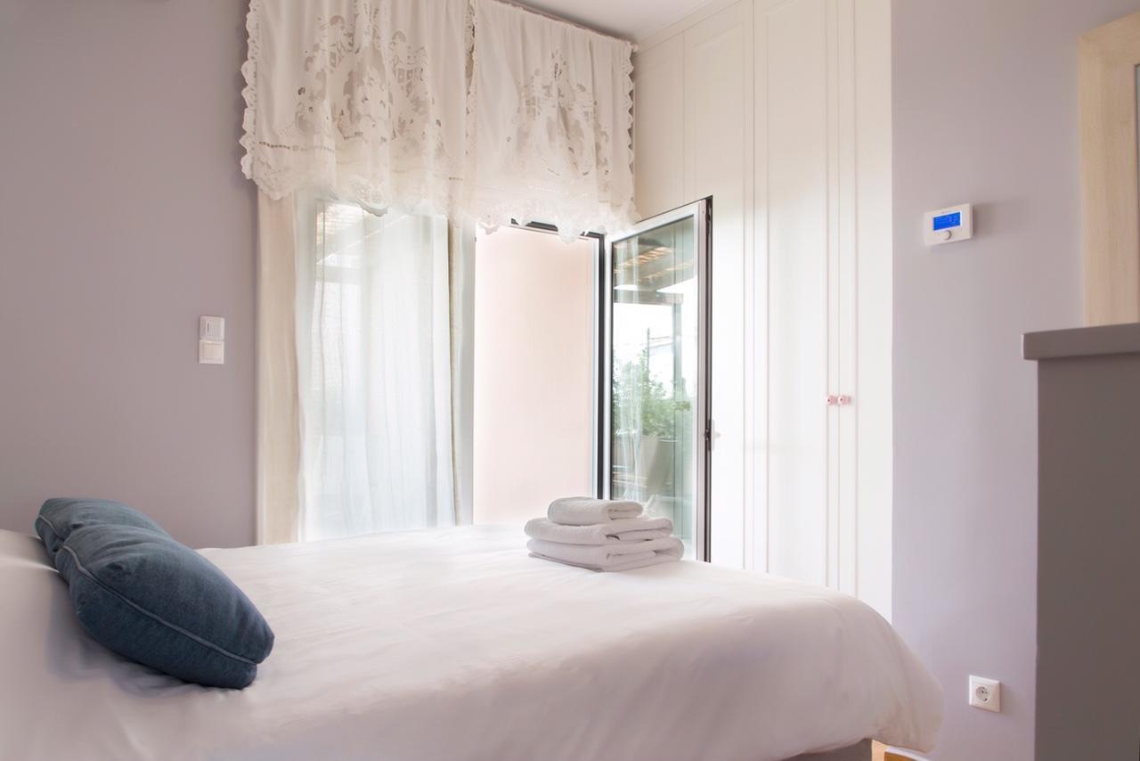 דירות Beautiful Penthouse In Athens With Outside Jacuzzi מראה חיצוני תמונה