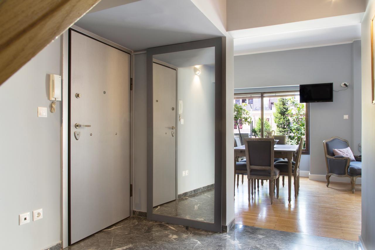דירות Beautiful Penthouse In Athens With Outside Jacuzzi מראה חיצוני תמונה